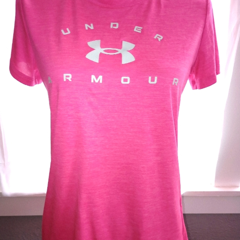 Women's UA athletic shirt